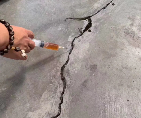 大冶混凝土裂缝修补技术详解​